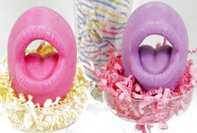Load image into Gallery viewer, weenie washer, Weeny Washer, Mouth Shaped Soap, gag gift in Gift Can for men, Purple weenie washer, Pink weenie washer, Blue weenie washer, Green weenie washer