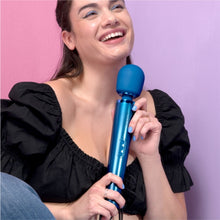 Load image into Gallery viewer, Wand vibrator, girl holding blue le Wand massage vibrator, best wand massager, magic rechargeable wand vibrators, vibration therapy tool, what is the best wand vibrator, powerful vibrator, magic wand vibrators buyers guide, is the wand massager a vibrator?, rechargeable magic wand vibrator review, best vibrator, le wand vibes, best vibrators, how to use a vibrator, bdsm wand, massage wand tool